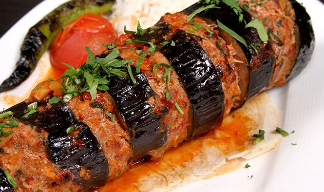 Patlıcanlı Kebap